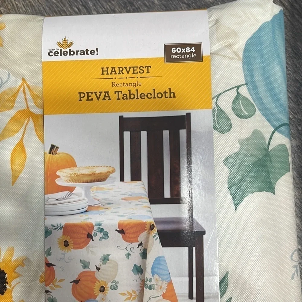 2 rectangle tablecloths